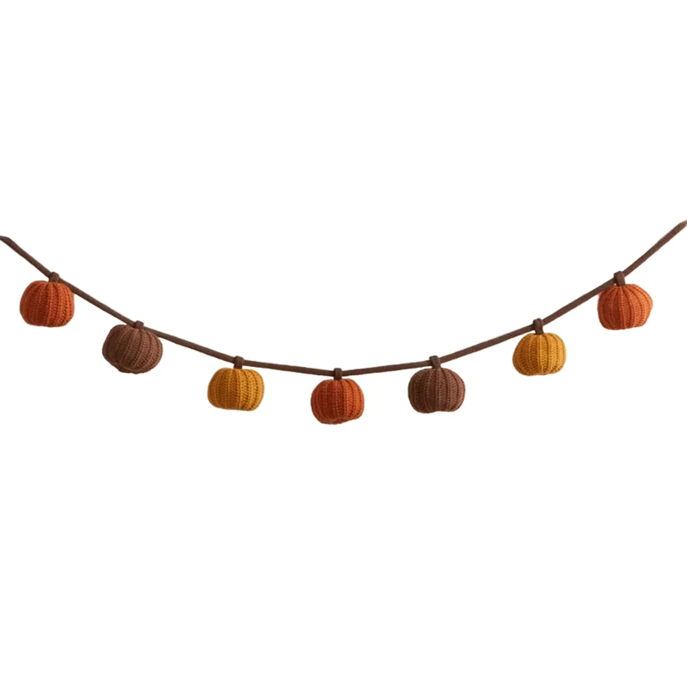 Knit Pumpkin Garland