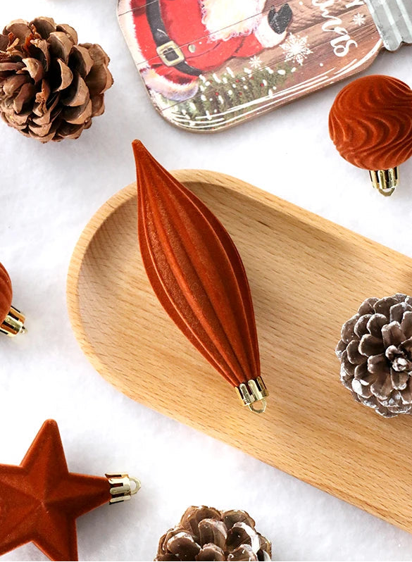 Decorative Christmas items 